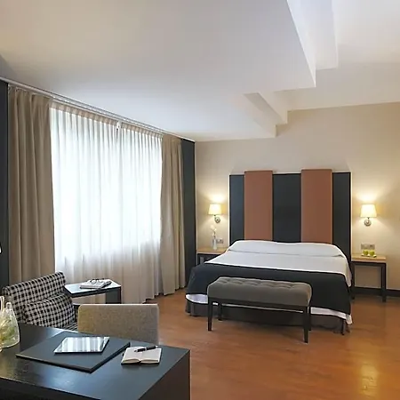 Nh Hotel 4*