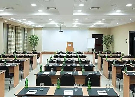 Hotel Nh 4*